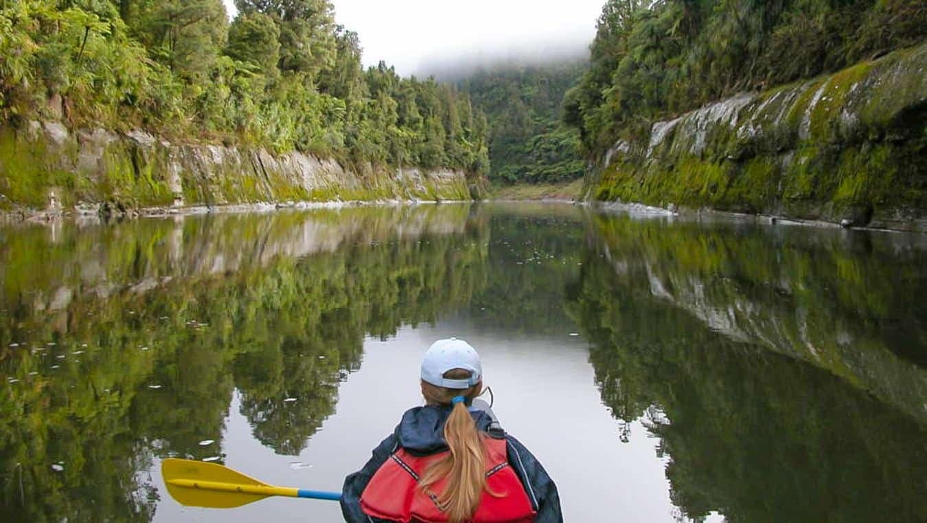 Canoe-safaris-whanganui-river-guided-canoeing-adventures-17 | Must Do New Zealand | Must Do New Zealand Whanganui River Canoe Safari
