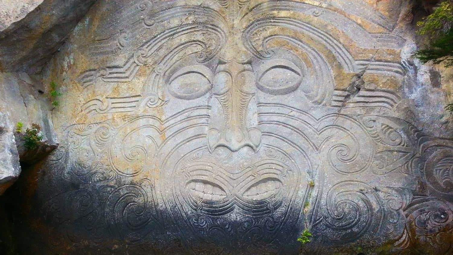 maori rock carvings-23 | Must Do New Zealand | Must Do New Zealand