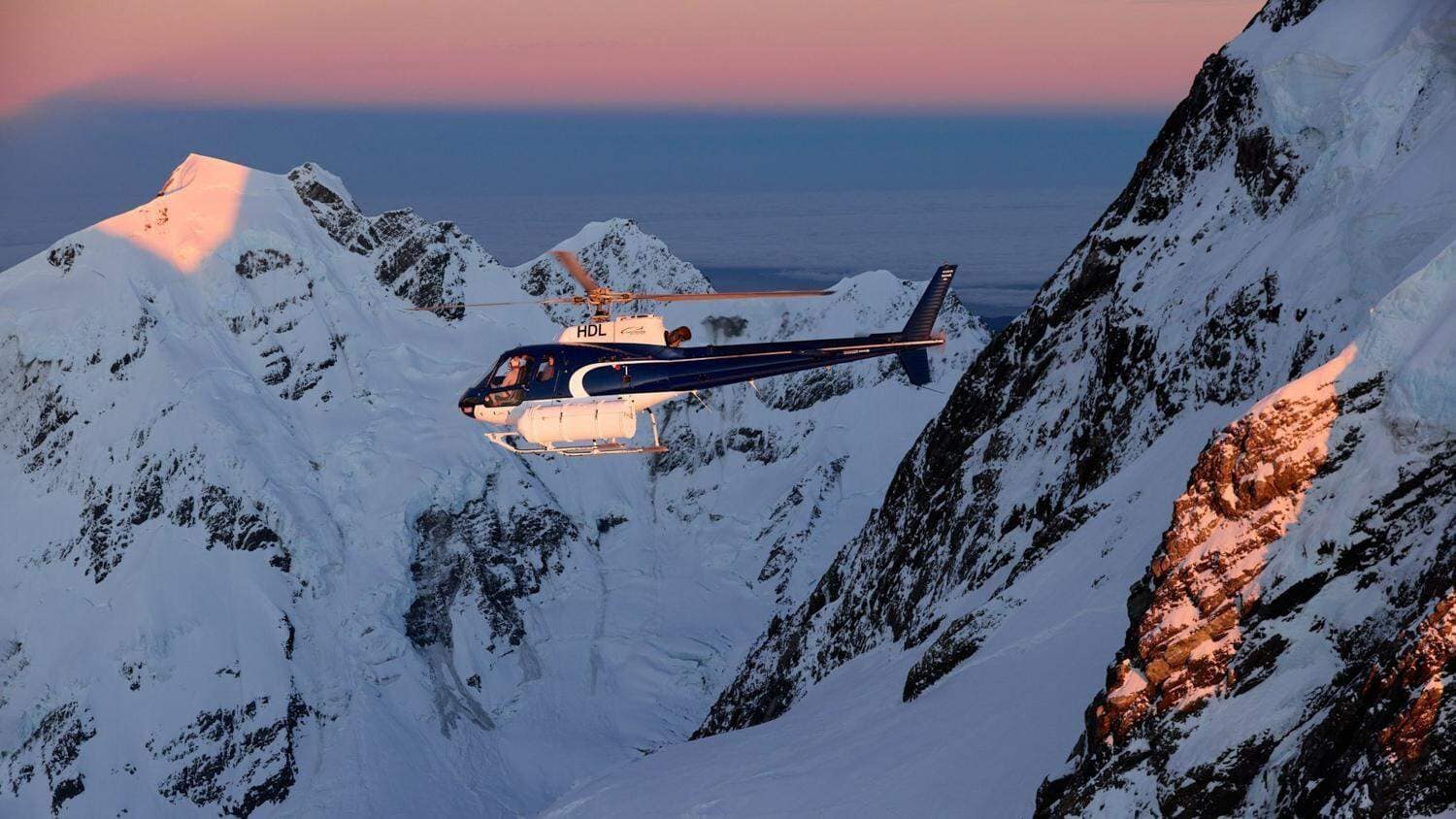 mackenzie-helicopters-mount-cook-scenic-flights-15 | Must Do New Zealand | Must Do New Zealand
