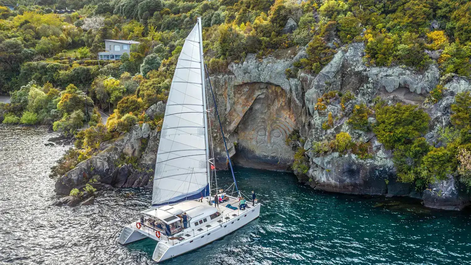 Taupo-sailing-adventures Tiua-15 | Must Do New Zealand | Must Do New Zealand