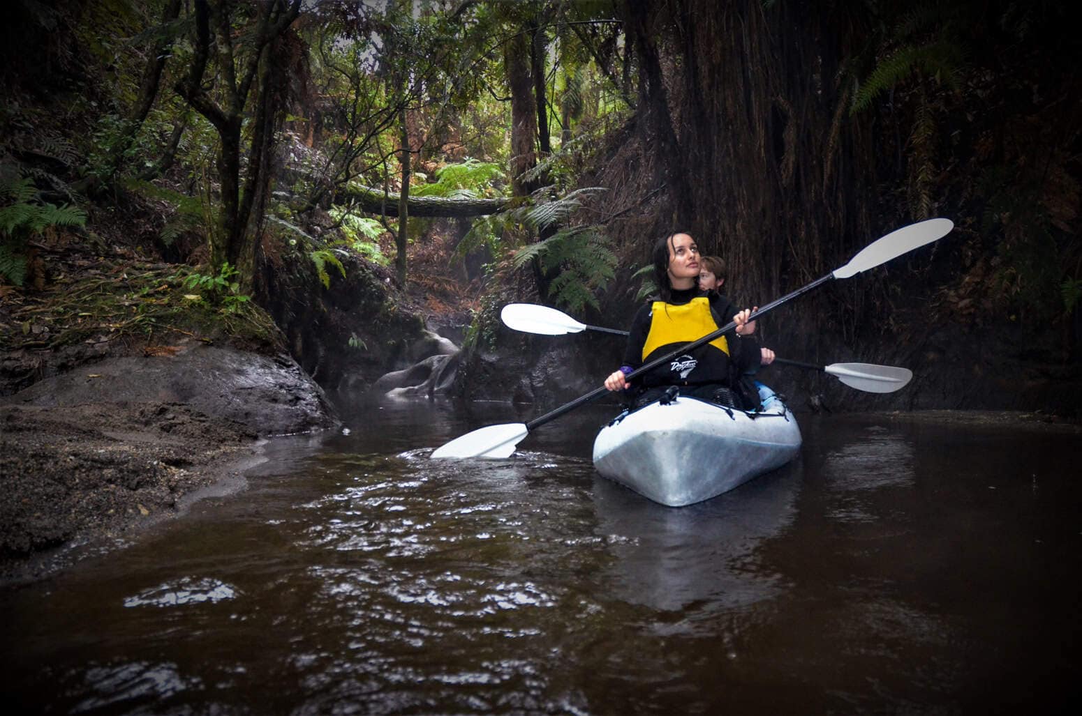 kayak-tours-rotorua-glowworm-geothermal-family-feature-4 | Must Do New Zealand | Must Do New Zealand