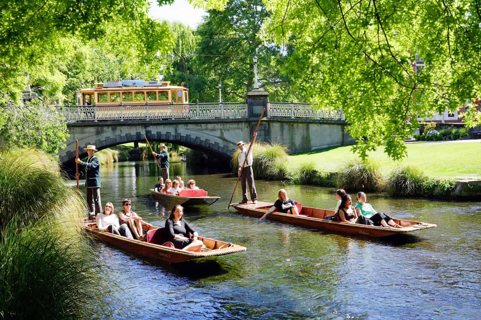 Christchurch-punting-on-the-Avon-river-16 | Must Do New Zealand | Must Do New Zealand Tourists enjoying punting on the Avon