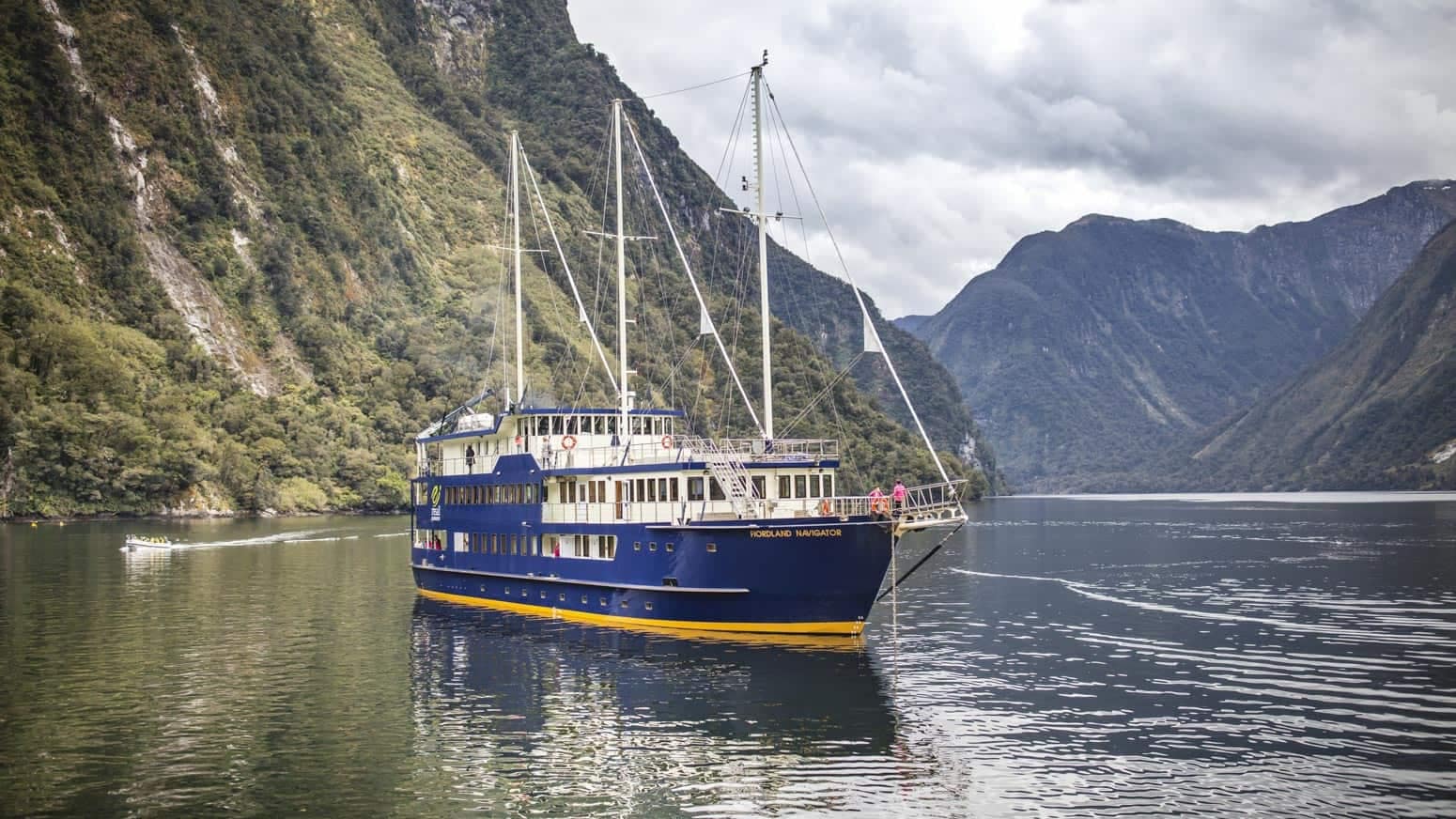 Doubtful-Sound-day-and-overnight-Cruises-Real-nz-15 | Must Do New Zealand | Must Do New Zealand