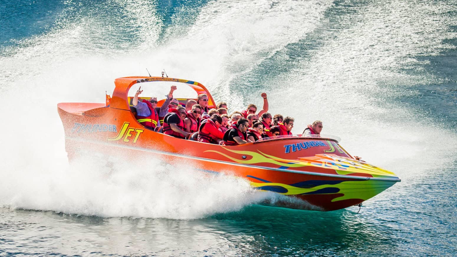thunder-jet-queenstown -15 | Must Do New Zealand | Must Do New Zealand Thunder Jet queenstown jet boat on the Kawarau River