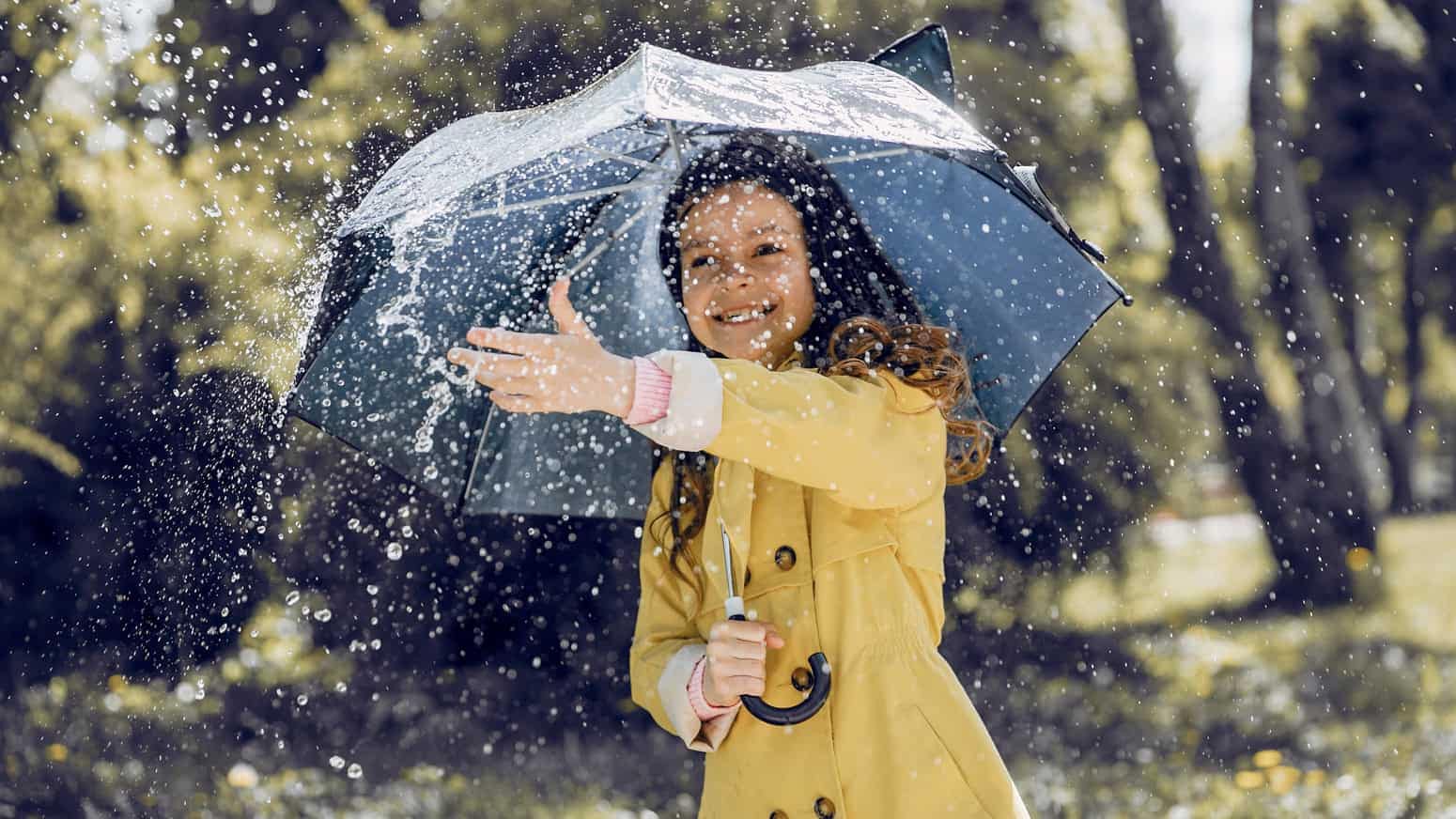 Cute kid plaiyng on a rainy day | Must Do New Zealand | Must Do New Zealand