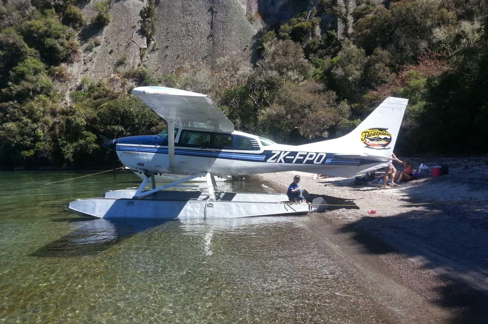 taupo-floatplane-scenic-flights-picnic-lake-taupo-2 | Must Do New Zealand | Must Do New Zealand