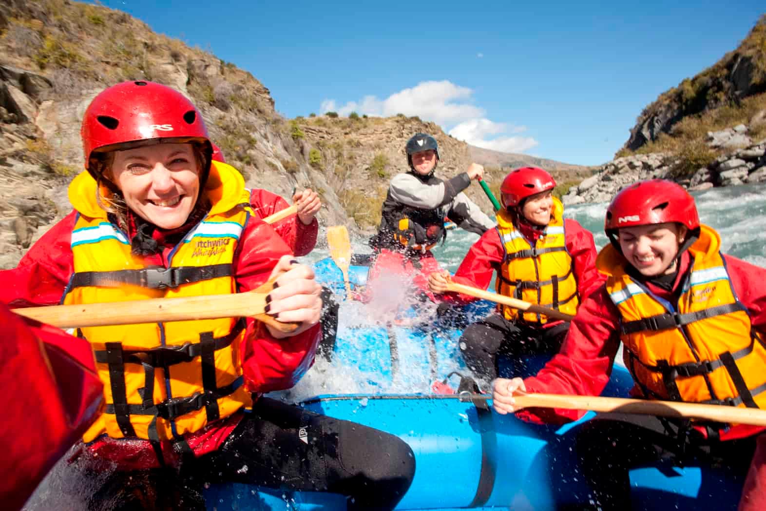 Queenstown-Rafting-guided-white-water-rafting-trips-shotover-river-6 | Must Do New Zealand | Must Do New Zealand