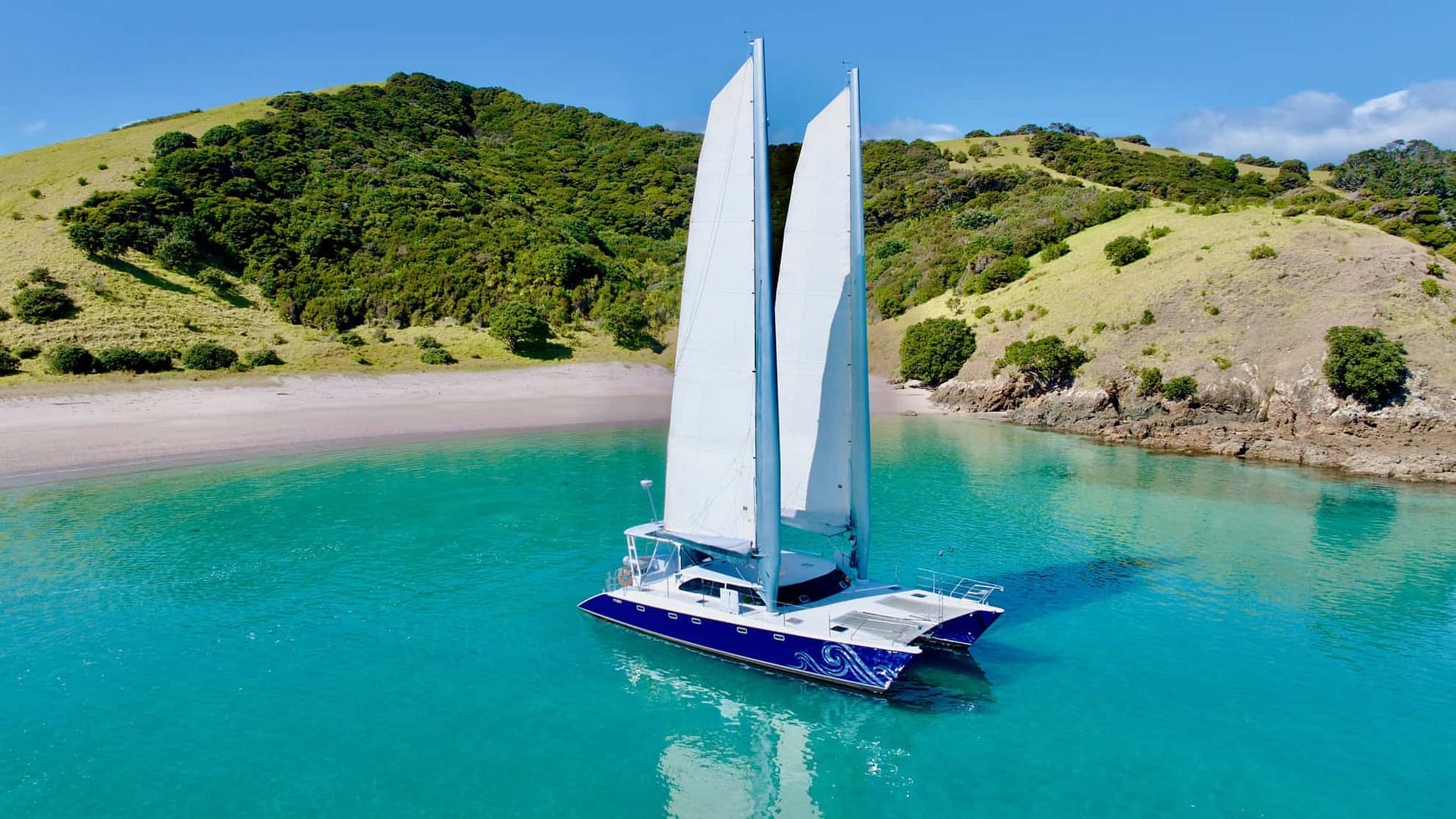 default | Must Do New Zealand | Must Do New Zealand Luxury yacht charter Cool Change sailing in the Bay of Islands New Zealand