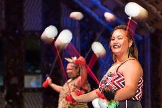 Waitangi-treaty-grounds-cultural-evening-hangi-feast-22 | Must Do New Zealand