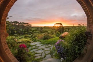 Hobbiton-movie-set-day-tours-from-auckland-25 | Must Do New Zealand